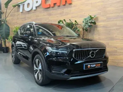 Usado Volvo XC40 Inscription 211 CV (155 kW) 2021 Negro SUV