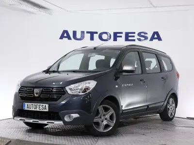 Usado Dacia Lodgy Stepway 115 CV (84 kW) 2019 Gris titanio Monovolumen