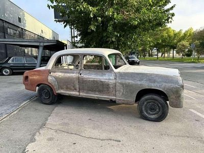 Usado Mercedes 220 90 CV (66 kW) 1957 Familiar