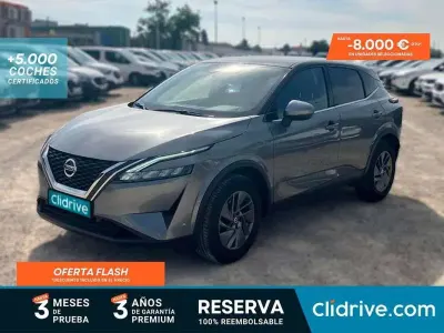 Usado Nissan Qashqai Acenta 158 CV (116 kW) 2021 Gris SUV