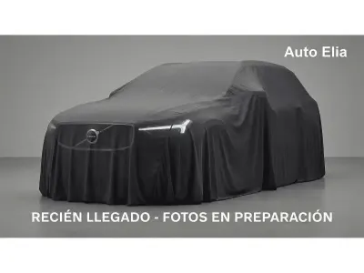 Nuevo Volvo XC40 Plus 163 CV (119 kW) 2026 Negro SUV