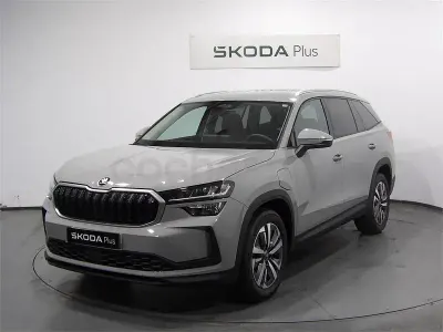 Nuevo Skoda Kodiaq Selection 204 CV (150 kW) 2026 Gris / plata SUV