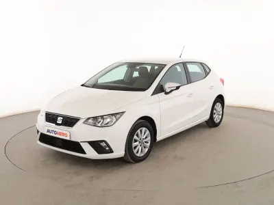 Usado Seat Ibiza Style 115 CV (84 kW) 2020 Blanco Utilitario