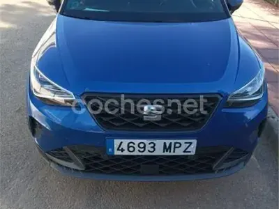 Usado Seat Arona FR 150 CV (110 kW) 2024 Azul SUV