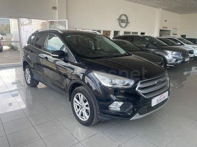 Usado Ford Kuga Trend 150 CV (110 kW) 2019 Negro SUV