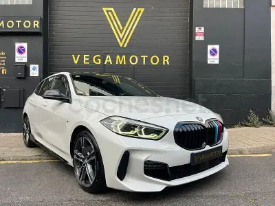 Begagnad BMW 116 116 HK (85 kW) 2020 Vit Halvkombi