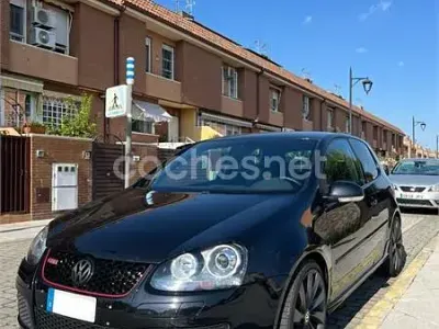Usado VW Golf V GTI 200 CV (147 kW) 2007 Negro Berlina