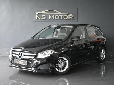 Usado Mercedes B180 109 CV (80 kW) 2015 Negro Monovolumen