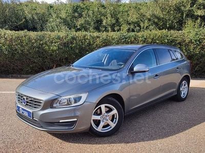Gris / plata Usado 2016 Volvo V60 Momentum Familiar | 11.990 € (Precio justo)
