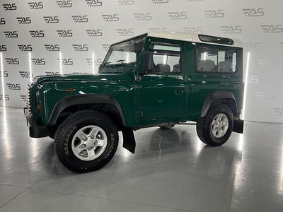 Usado Land Rover Defender SE 122 CV (89 kW) 2002 Verde Familiar