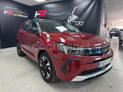 Usado Opel Grandland X Ultimate 130 CV (95 kW) 2022 Granate SUV