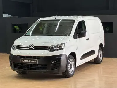 Usado Citroën Berlingo 102 CV (75 kW) 2020 Blanco Monovolumen