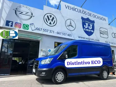 Käytetty Ford Transit Limited 130 HP (95 kW) 2022 Sininen Van