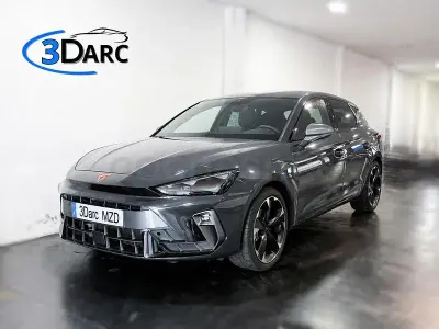 Usado Cupra Leon 150 CV (110 kW) 2025 Gris / plata Berlina