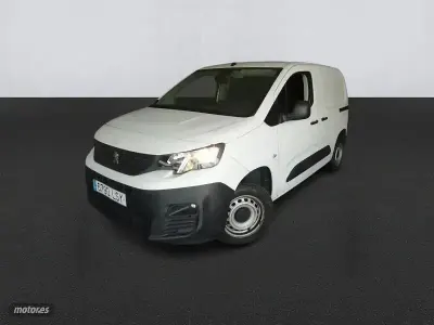 Usado Peugeot Partner Premium 98 CV (72 kW) 2021 Blanco Monovolumen