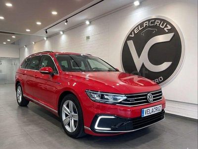 Usado VW Passat GTE 218 CV (160 kW) 2021 Rojo Familiar