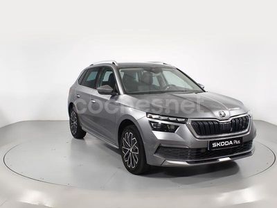 Gris Usado 2022 Skoda Kamiq Style SUV | 21.800 € (Un poco caro)
