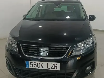 Usado Seat Alhambra Style 150 CV (110 kW) 2022 Negro