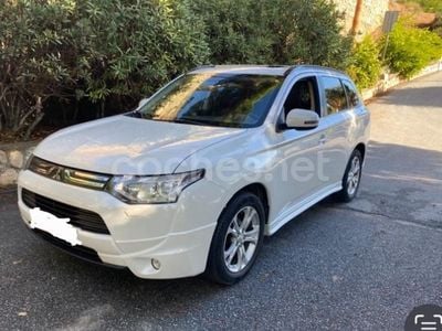 Blanco Usado 2013 Mitsubishi Outlander SUV | 10.950 € (Precio justo)