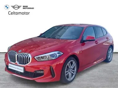 Begagnad BMW 118 Comfort Edition 150 HK (110 kW) 2024 Röd Halvkombi