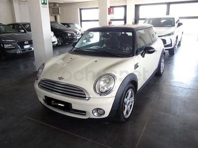 Usado Mini Cooper 115 CV (84 kW) 2004 Blanco Utilitario