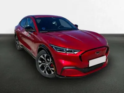 Usado Ford Mustang Mach-E 258 kW (351 CV) 2022 Rojo SUV