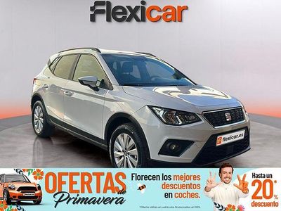 Usado Seat Arona Style 95 CV (69 kW) 2019 Blanco SUV