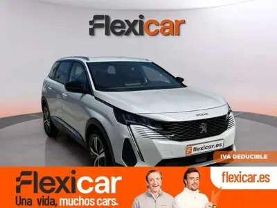 Usado Peugeot 5008 Allure 131 HP (96 kW) 2024 Branco SUV