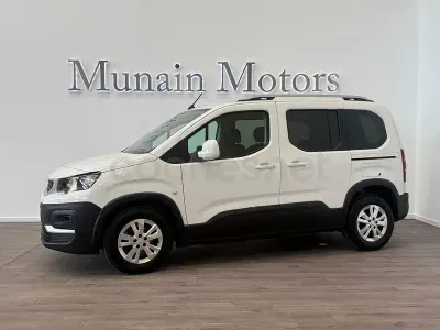 Usado Peugeot Rifter Active 100 CV (73 kW) 2019 Blanco Monovolumen