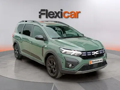 Usado Dacia Jogger Extreme 140 CV (102 kW) 2023 Verde Monovolumen