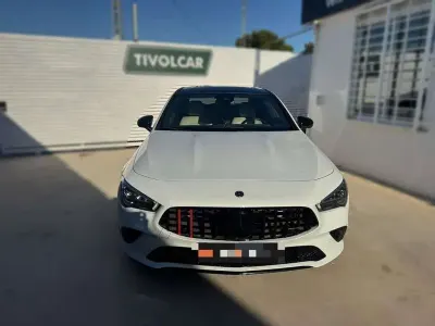 Usado Mercedes CLA200 Shooting Brake 163 CV (119 kW) 2019 Blanco Familiar