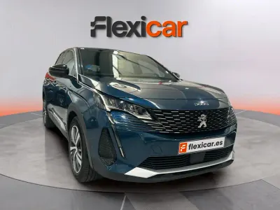 Usado Peugeot 3008 Allure 226 CV (166 kW) 2023 Beige SUV