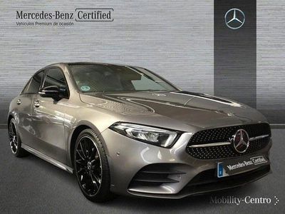 Gris montaña Usado 2022 Mercedes A200 AMG line Berlina | 29.500 € (Precio justo)