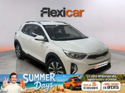 Usado Kia Stonic 101 CV (74 kW) 2021 Blanco SUV