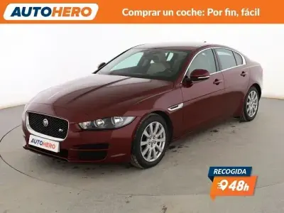 Usado Jaguar XE Pure 180 CV (132 kW) 2016 Rojo Berlina