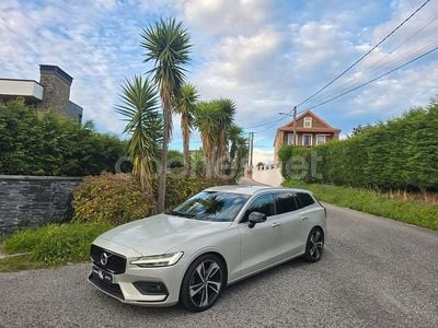 Usado Volvo V60 Business Edition 150 CV (110 kW) 2020 Beige Familiar