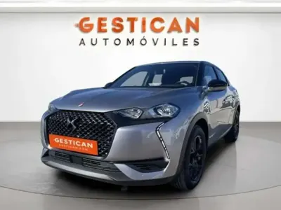 Usado DS Automobiles DS3 Crossback Performance 131 CV (96 kW) 2022 Gris SUV