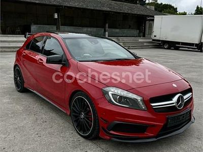 Rojo Usado 2015 Mercedes A45 AMG AMG Berlina | 29.900 €