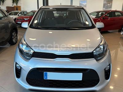 Gris / plata Usado 2024 Kia Picanto Utilitario | 14.200 € (Un poco caro)