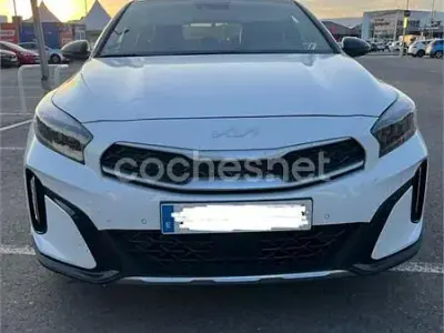 Usado Kia XCeed 141 CV (103 kW) 2022 Blanco SUV