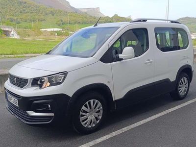 Usado Peugeot Rifter Access 100 CV (73 kW) 2019 Blanco Monovolumen
