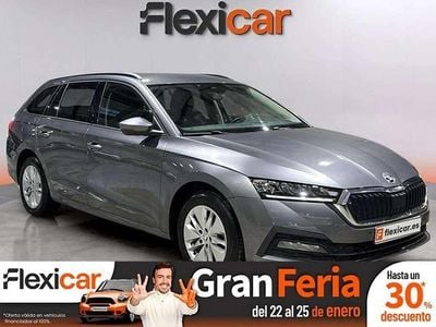 Usado Skoda Octavia Ambition 116 CV (85 kW) 2022 Gris Familiar