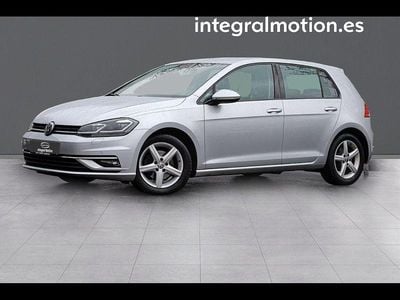 Usado VW Golf VII Advance 149 CV (109 kW) 2018 Gris
