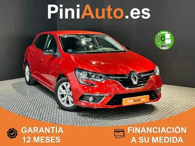 Usado Renault Mégane IV LIMITED 116 CV (85 kW) 2019 Granate Berlina