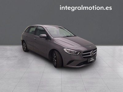 Usado Mercedes B180 136 CV (100 kW) 2020 Gris Monovolumen