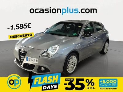 Gris Usado 2016 Alfa Romeo Giulietta Utilitario | 7900 € (Super precio)