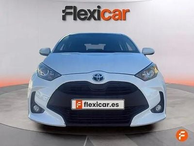 Begagnad Toyota Yaris Hybrid Business Edition 116 HK (85 kW) 2022 Vit