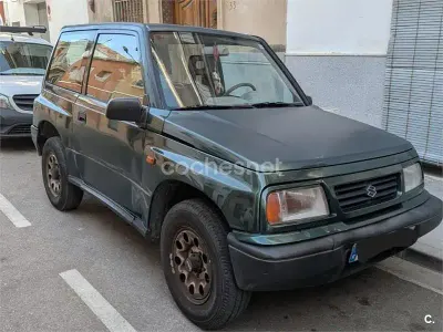 Usado Suzuki Vitara 75 CV (55 kW) 2002 Verde SUV