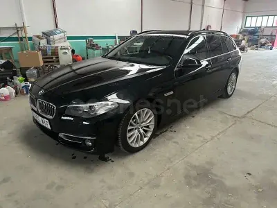 Usado BMW 520 Luxury Line 190 HP (139 kW) 2015 Preto Carrinha
