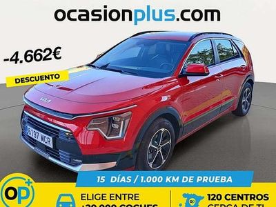 Usado Kia Niro 141 CV (103 kW) 2022 Rojo SUV